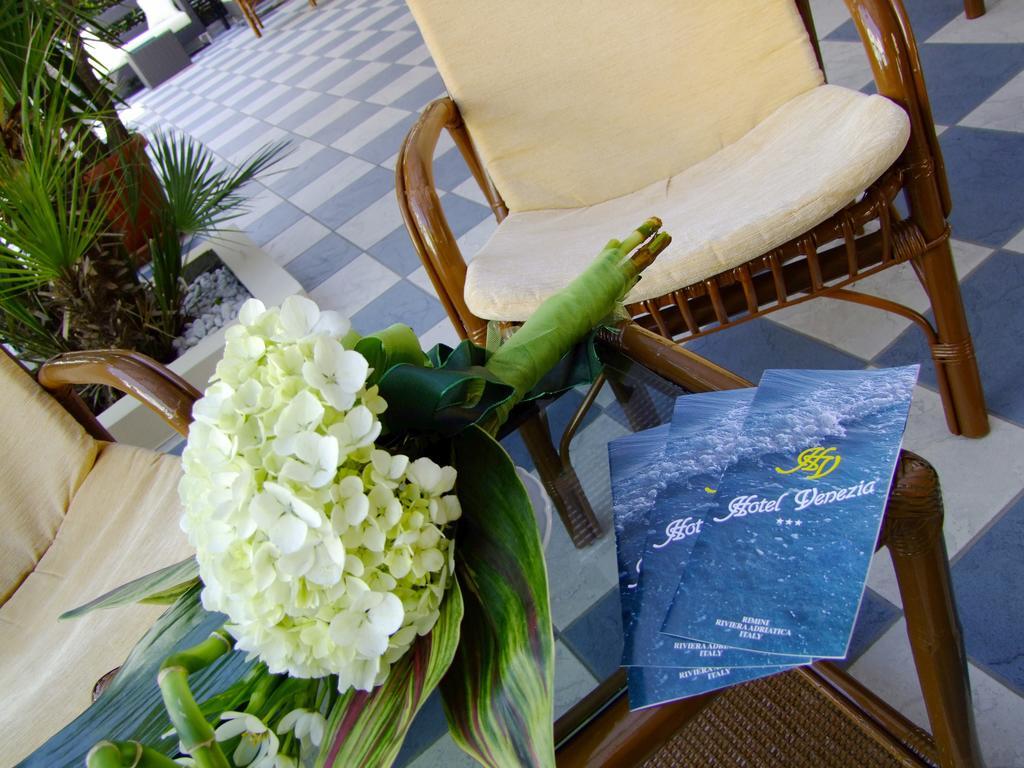 Hotel Venezia リミニ エクステリア 写真